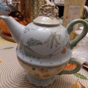 NWT Tracy Porter Hand Painted Tea-for-One from the Collete Collection